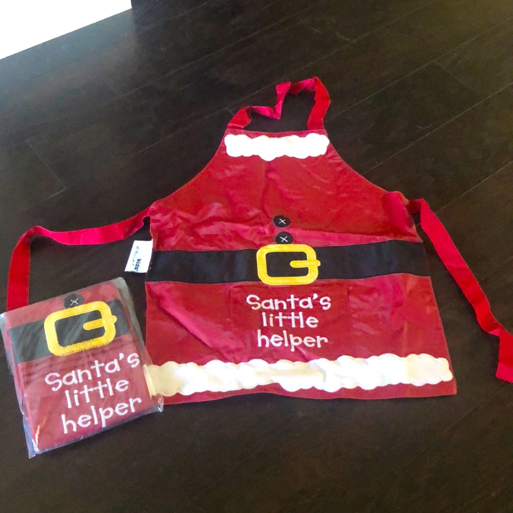 Santa’s little helper aprons (set of 2)